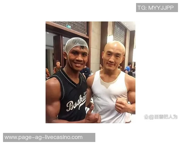 一龙与播求再度交锋二番战精彩对决引发拳迷热议与期待